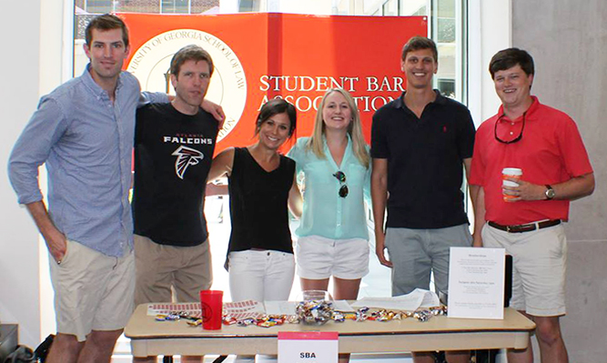 SBA members at student organizations fair fall 2014